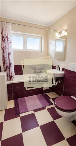 Apartament cu 3 camere decomandat, mobilat în Exterior Sud