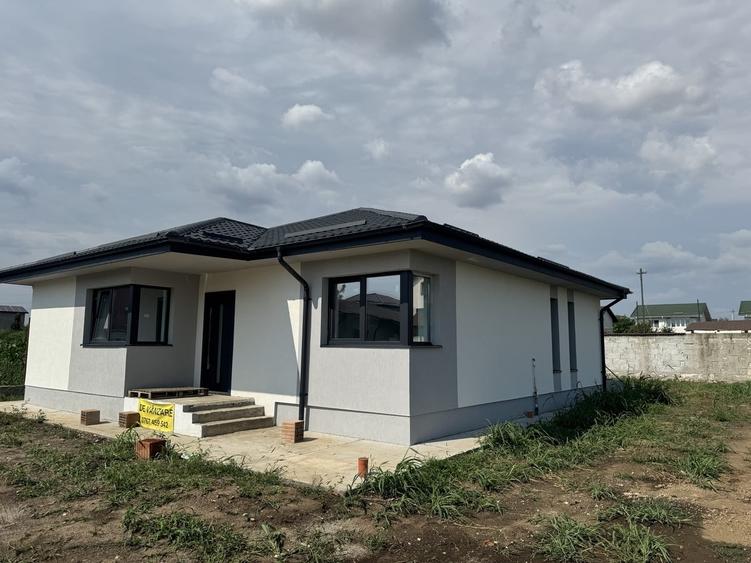 Casă cu 4 camere cu Teren 463 Mp în Berceni