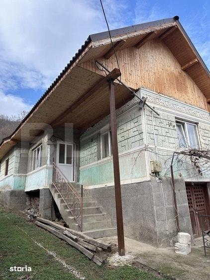 Casă cu 3 camere cu Teren 730 Mp în Central