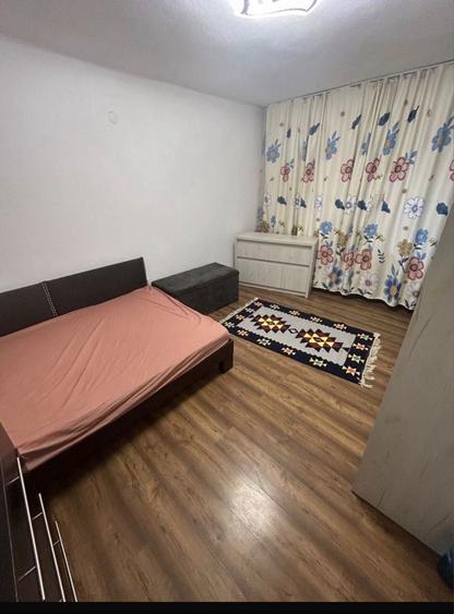 Garsonieră decomandată în Exercițiu