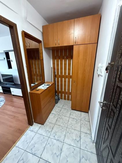 Garsonieră decomandată în Bartolomeu