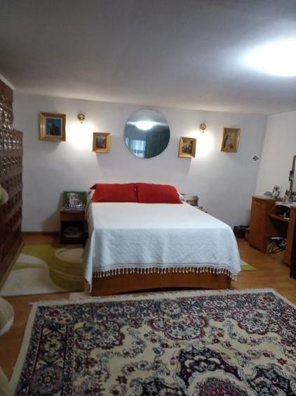 Casă cu 3 camere în Central