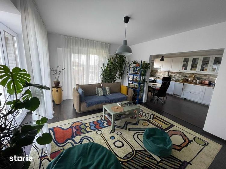 Apartament cu 3 camere în Tractorul