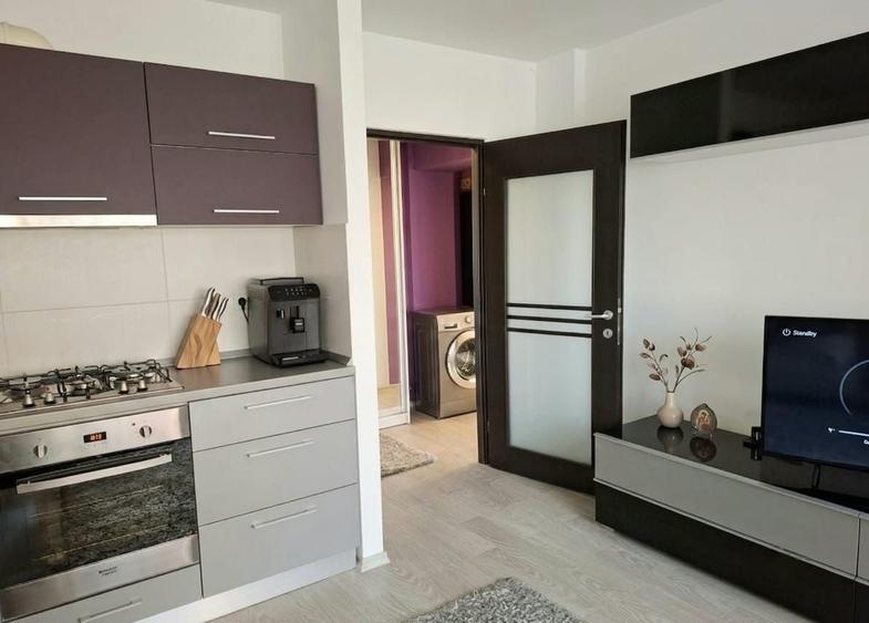 Apartament cu 2 camere decomandat, mobilat în Primo