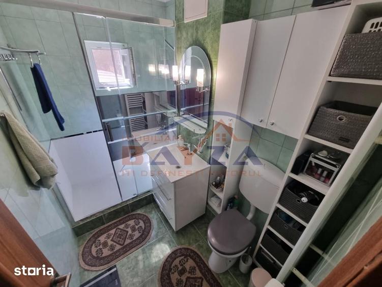 Apartament cu 3 camere decomandat în Ultracentral