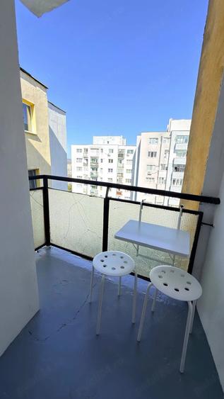 Apartament cu 2 camere decomandat în Exterior Vest