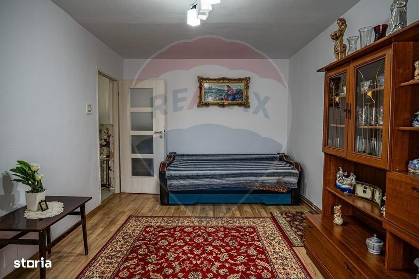 Apartament cu 3 camere decomandat în Sebeș
