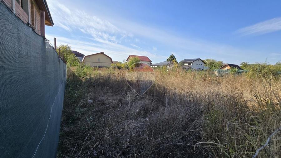 Teren Construcții intravilan de 485 mp, în Nord-Est