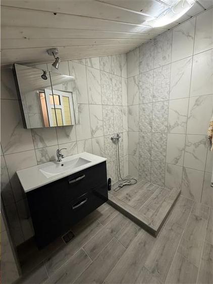 Apartament cu 2 camere decomandat, mobilat în Aurel Vlaicu