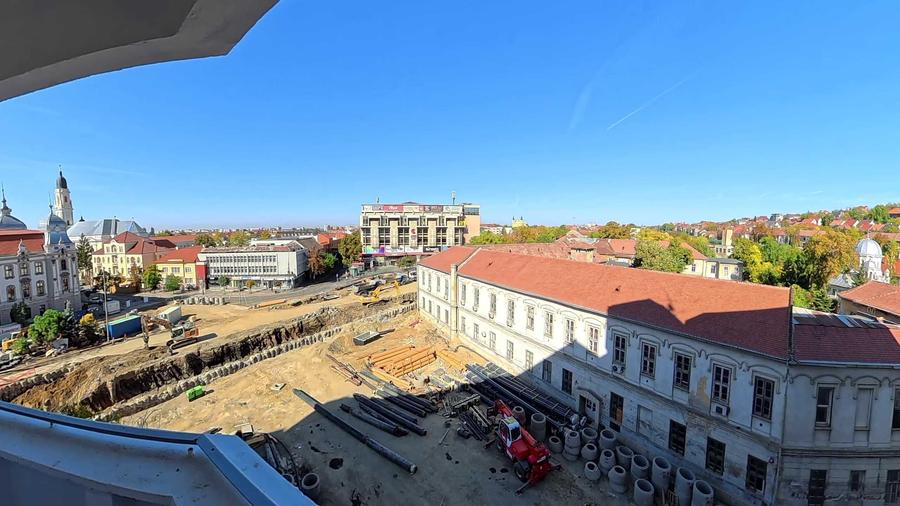 Apartament cu 3 camere decomandat în Ultracentral