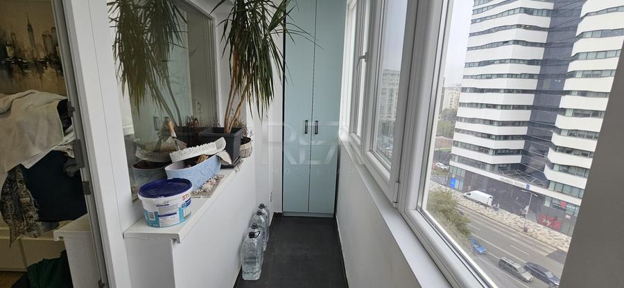 Apartament cu 3 camere decomandat, mobilat în Decebal