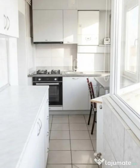 Apartament cu 2 camere decomandat în Gara