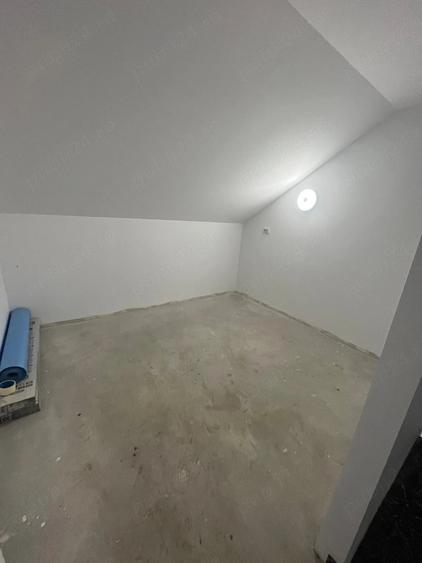 Casă cu 3 camere cu Teren 400 Mp în Ștefănești