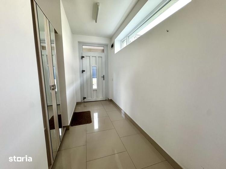 Casă cu 4 camere cu Teren 200 Mp în Zorilor