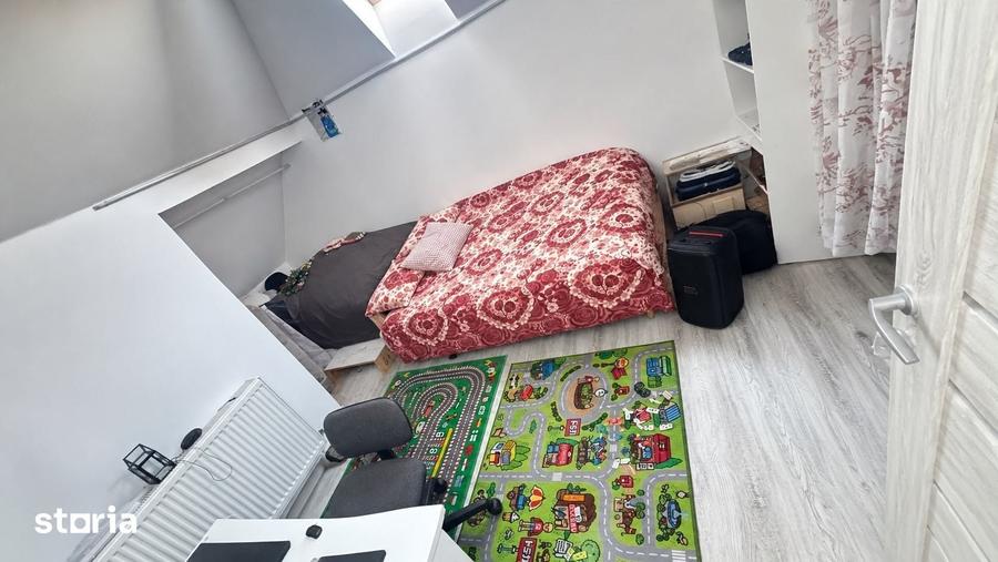 Casă cu 4 camere cu Teren 241 Mp în Central