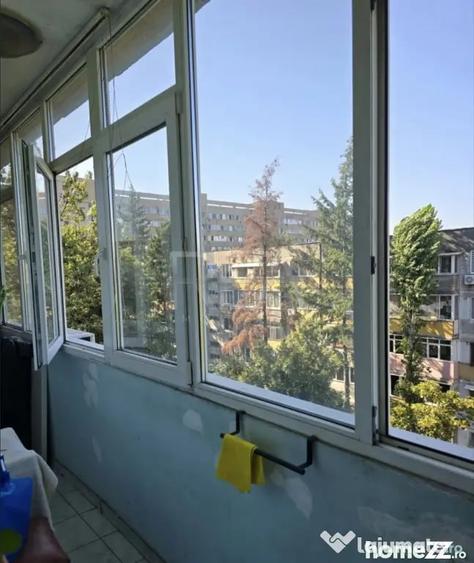 Apartament cu 3 camere decomandat în Gorjului