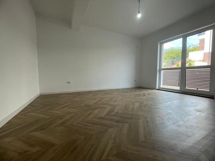 Apartament cu 2 camere decomandat în Păcurari