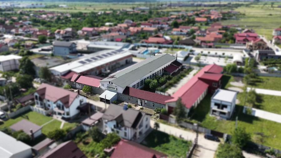 Spațiu industrial, de 1,484 mp, în Central