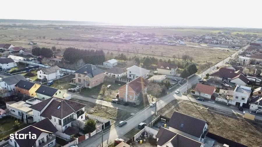 Teren de 400 mp, în Bujac
