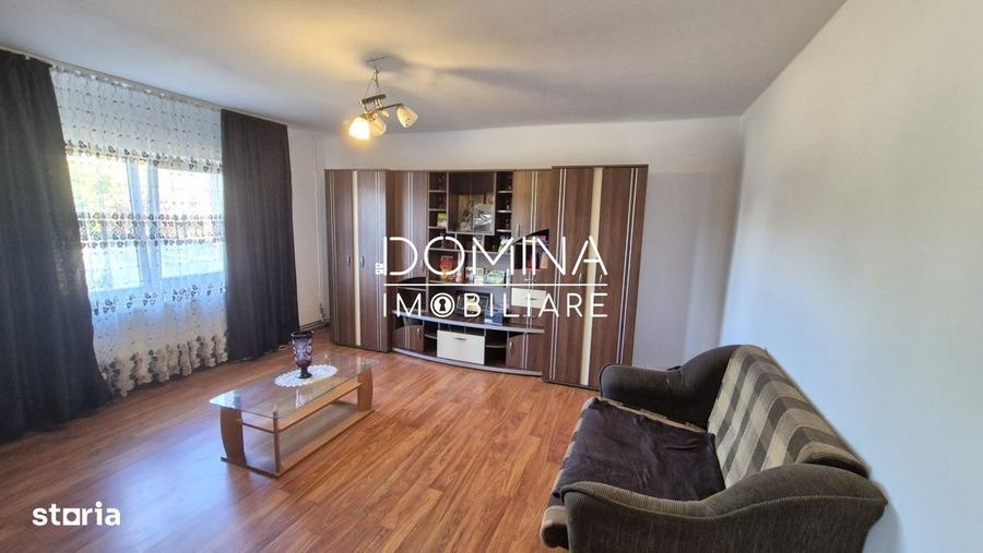 Casă cu 4 camere cu Teren 1300 Mp în Central