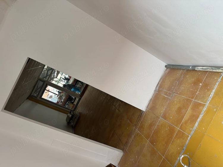 Spațiu comercial, de 30 mp, în Central