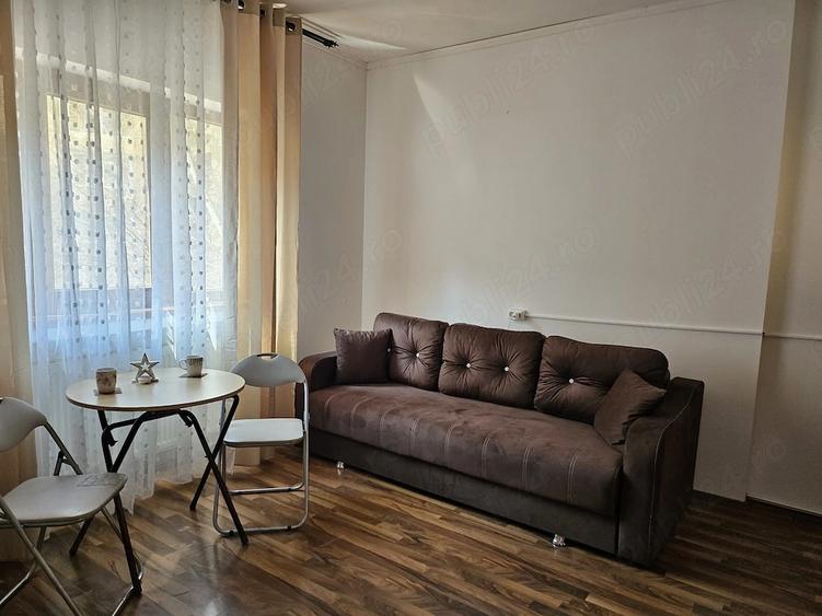 Garsonieră semidecomandată în Romană