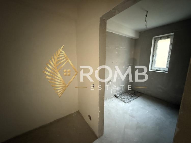 Apartament cu 5 camere semidecomandat în Mănăștur