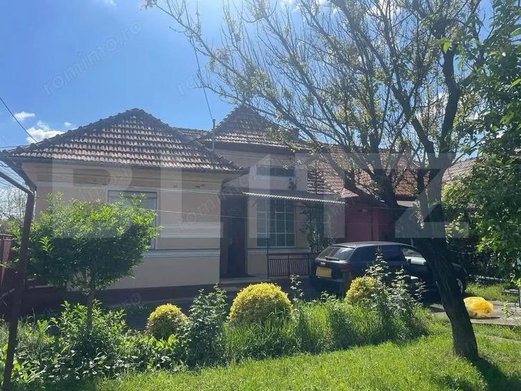 Casă cu 2 camere cu Teren 275 Mp în Central