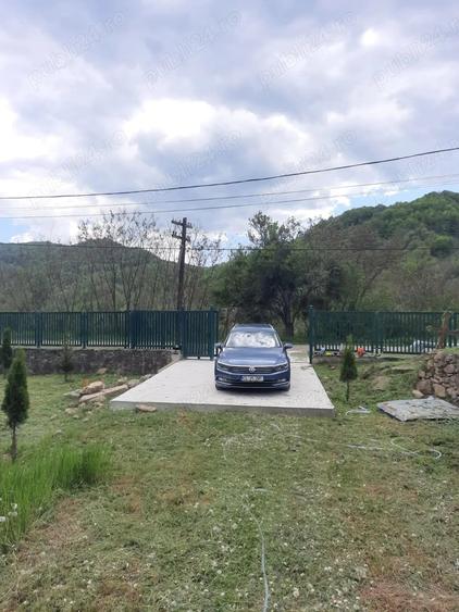 Casă cu 2 camere cu Teren 2700 Mp în Mânzălești