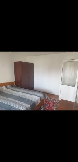 Garsonieră decomandată în Rovine