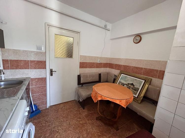 Apartament cu 2 camere decomandat în Buzaului