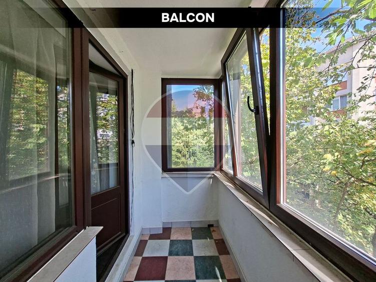 Apartament cu 4 camere decomandat în Ultracentral