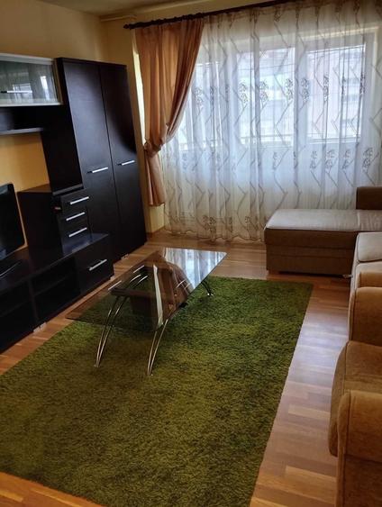 Garsonieră decomandată în Muncii