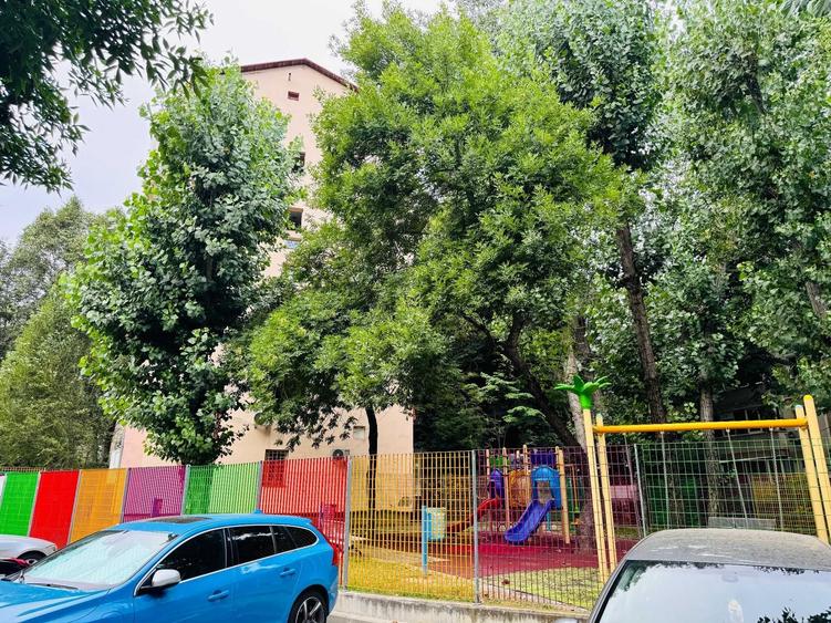 Privat, vand garsoniera Aparatorii Patriei, METROU, COMISION 0% - 8