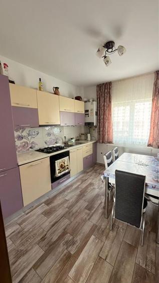 Apartament cu 3 camere în Burdujeni