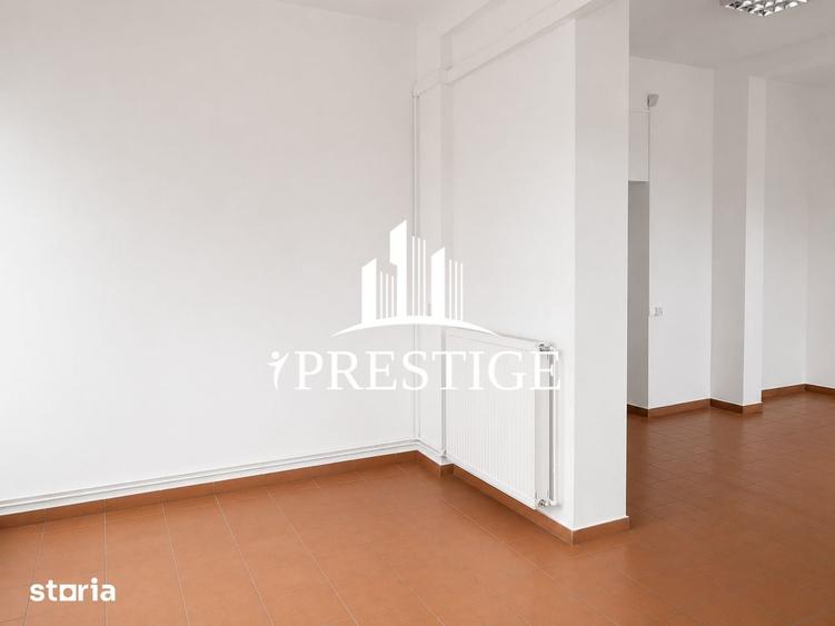 Spațiu comercial, de 100 mp, în Valea Aurie