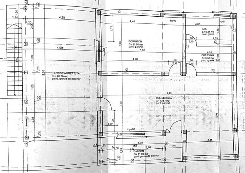Duplex cu 4 camere cu Garaj în Prisăcani