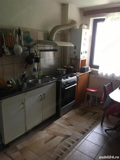 Casă cu 5 camere cu Teren 422 Mp în Zamora