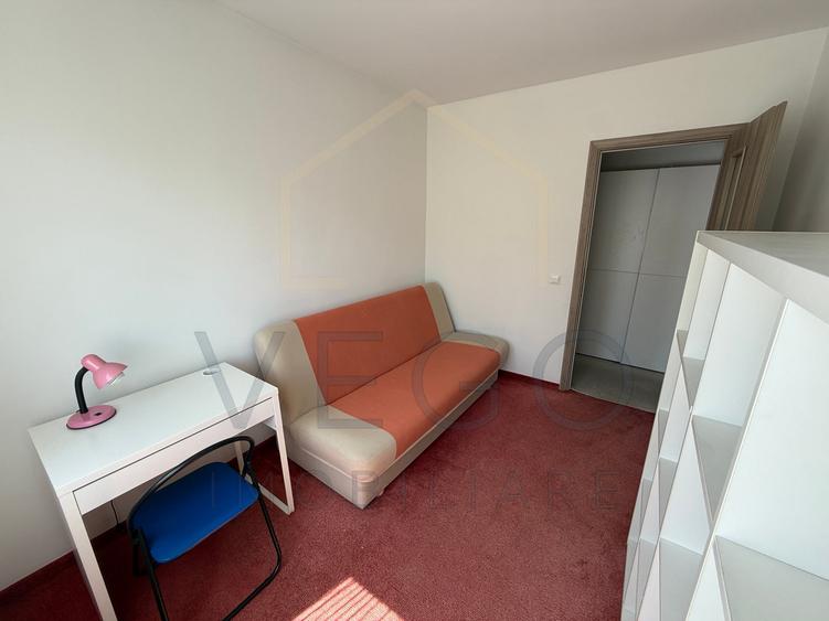 Apartament cu 3 camere semidecomandat, mobilat în Mănăștur