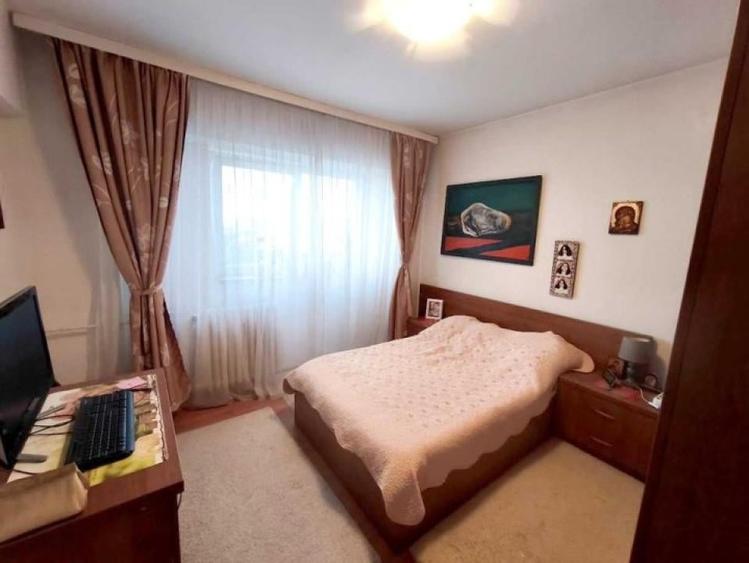 Apartament cu 3 camere în Iancului