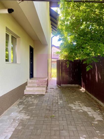 Duplex cu 4 camere cu Canalizare în Mogoșoaia