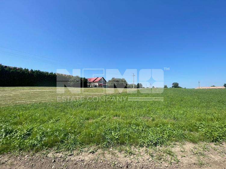 Teren agricol intravilan de 2100 mp, în Central