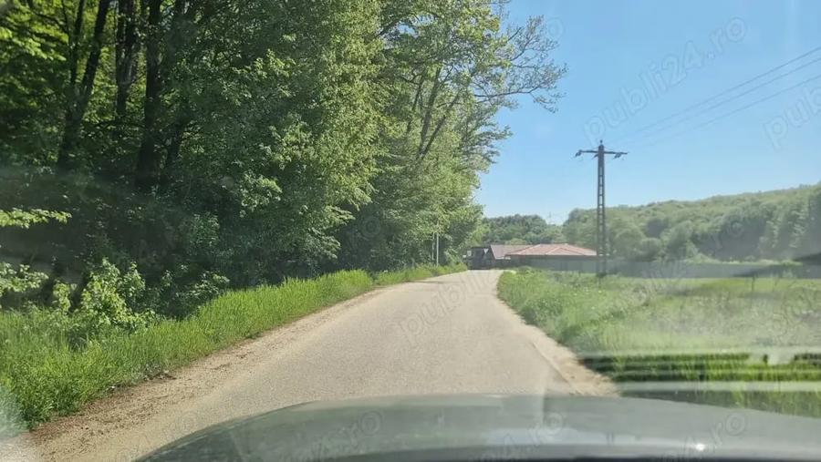 Teren de 3600 mp, în Uiasca