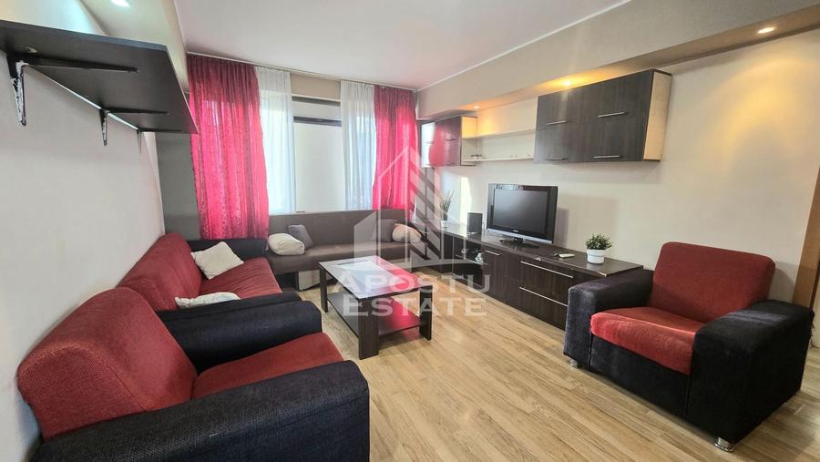 Apartament cu 4 camere semidecomandat în Circumvalațiunii