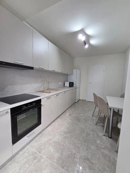 Apartament cu 2 camere decomandat în Aradului