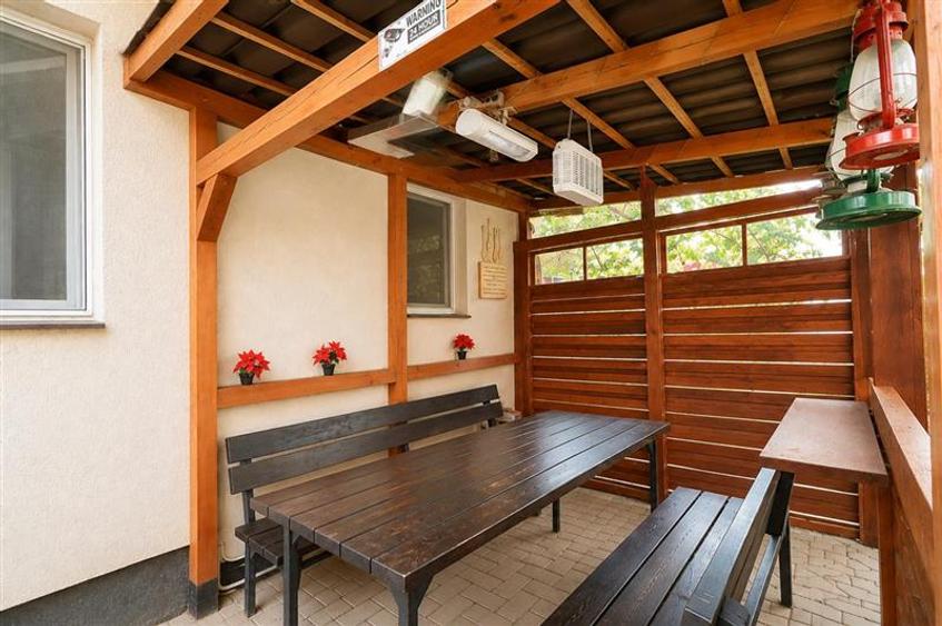 Apartament cu 2 camere decomandat în Tractorul