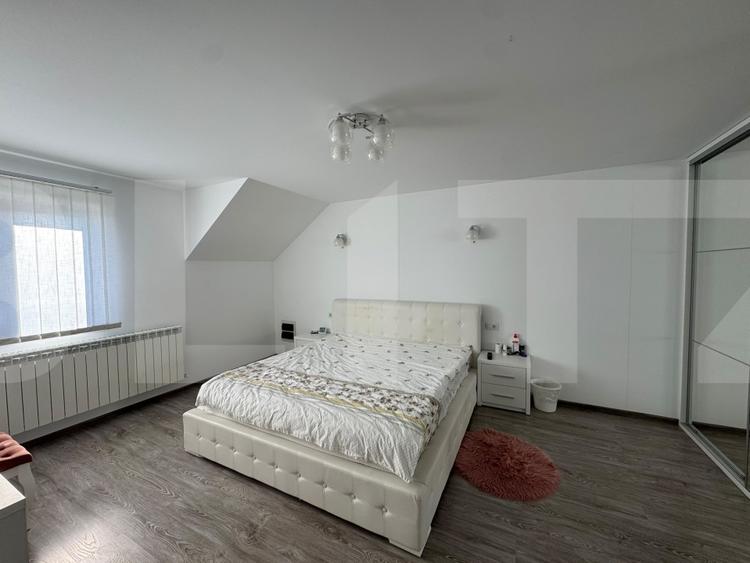 Casă individuală cu 4 camere cu Canalizare în Exterior Vest
