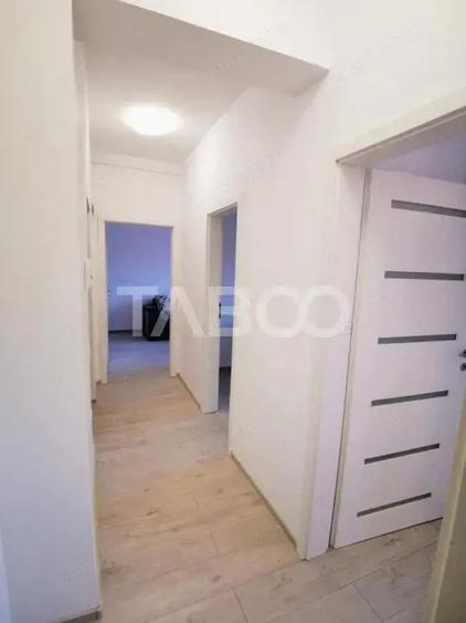 Apartament cu 4 camere decomandat, mobilat în Tineretului
