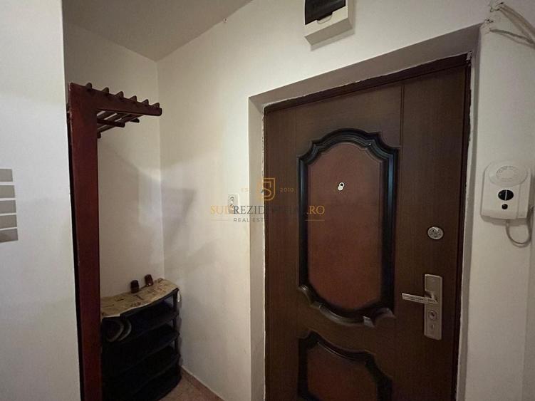 Apartament cu 2 camere semidecomandat, mobilat în Berceni