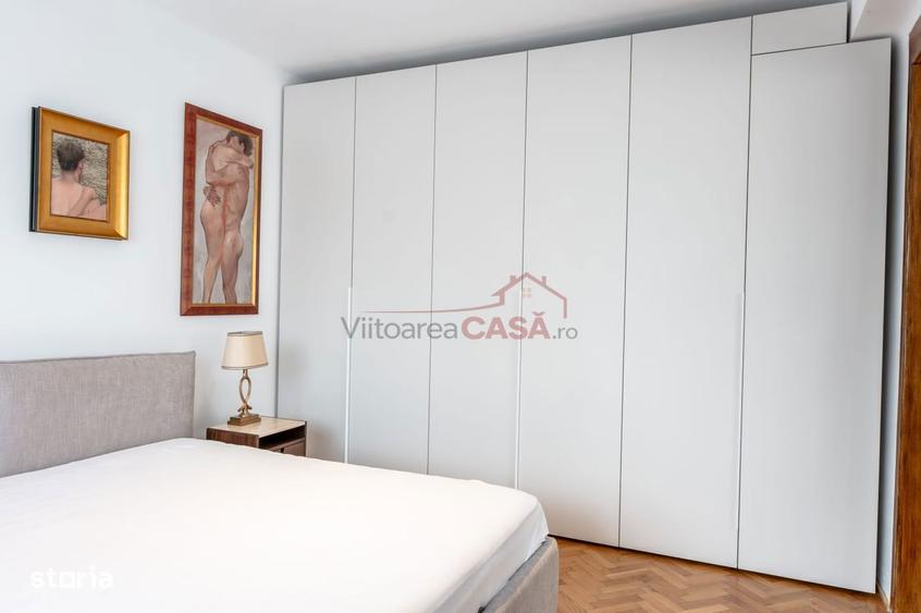 Apartament cu 4 camere decomandat, mobilat în Romană
